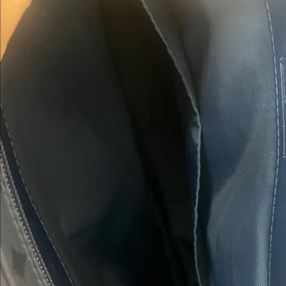 MCM Navy Shoulder Bag with Gold Chains - Picture 7 of 7